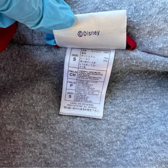 Disneyland Resorts Minnie Red Unisex Jacket Size Small - Picture 11 of 12